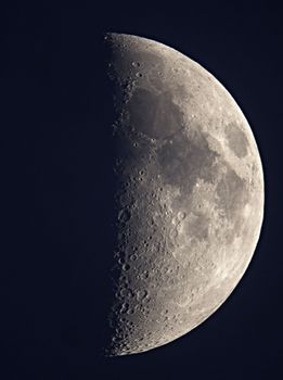 Moon2013-9-12.jpg