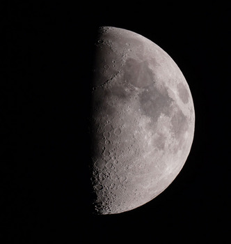 Moon2015-10-21.JPG