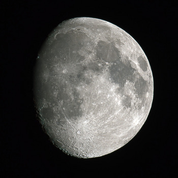 Moon2015-6-28.jpg