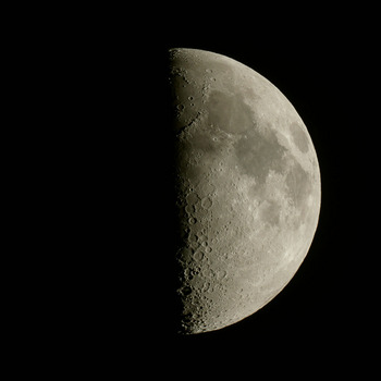 Moon2015-9-21.JPG