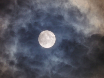 Moon2015-9-27.jpg