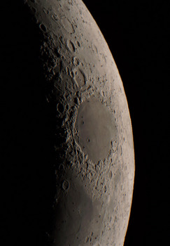 Moon2018-4-19a.jpg