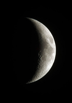 Moon2020-4-28-1.jpg